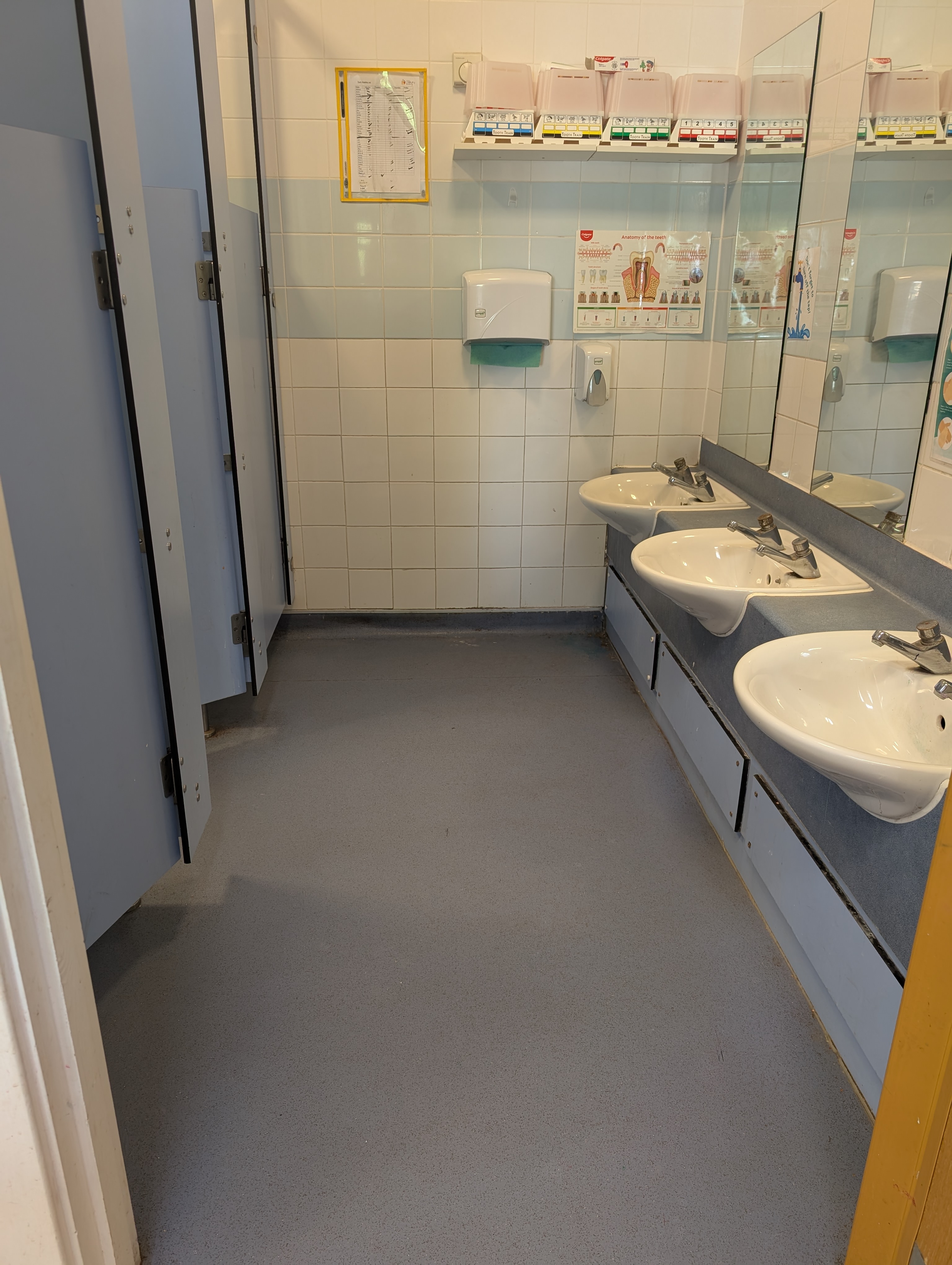 bathroom star.jpg